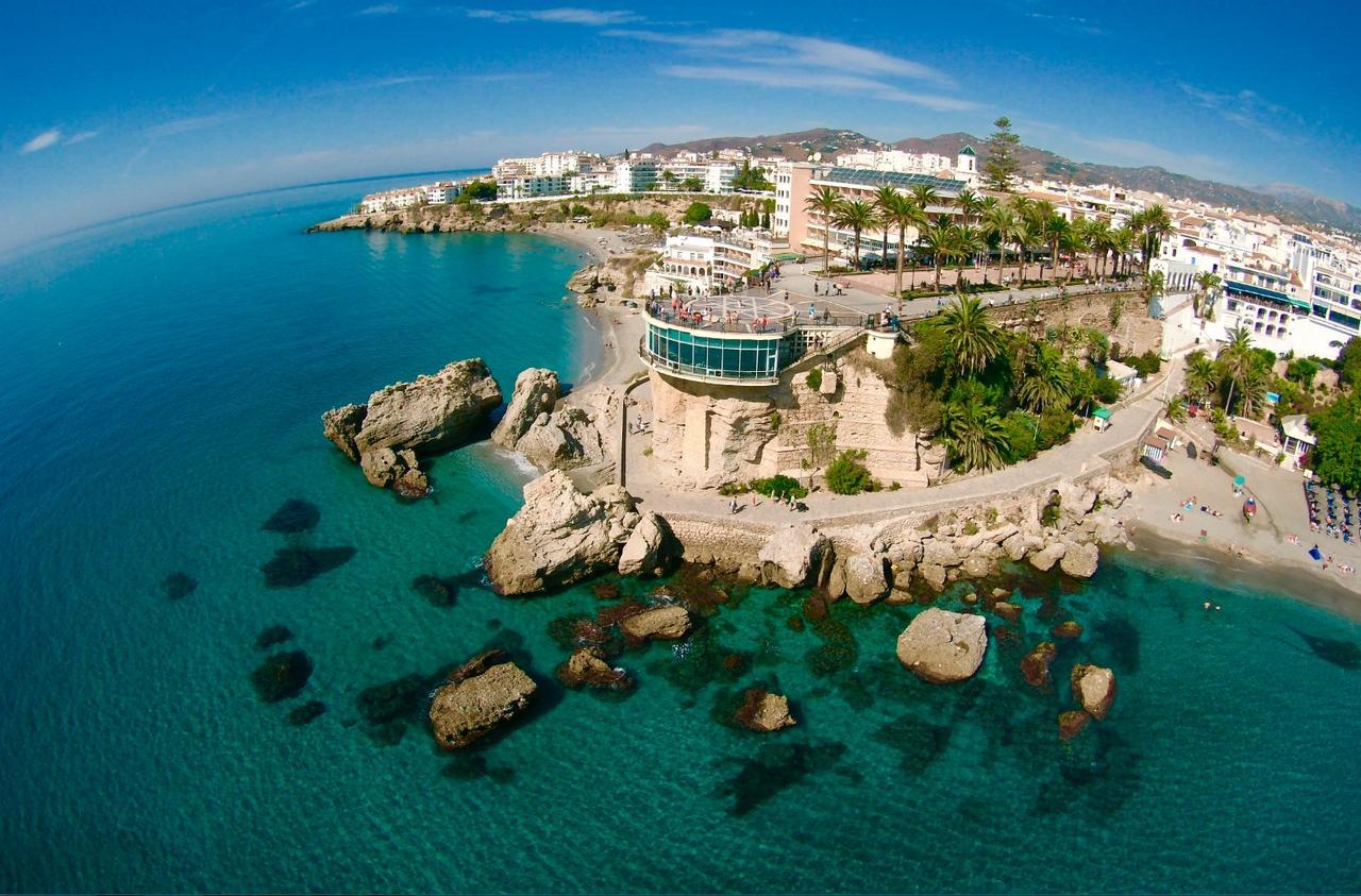 Apartmán Carabeo Rocamar Nerja Exteriér fotografie