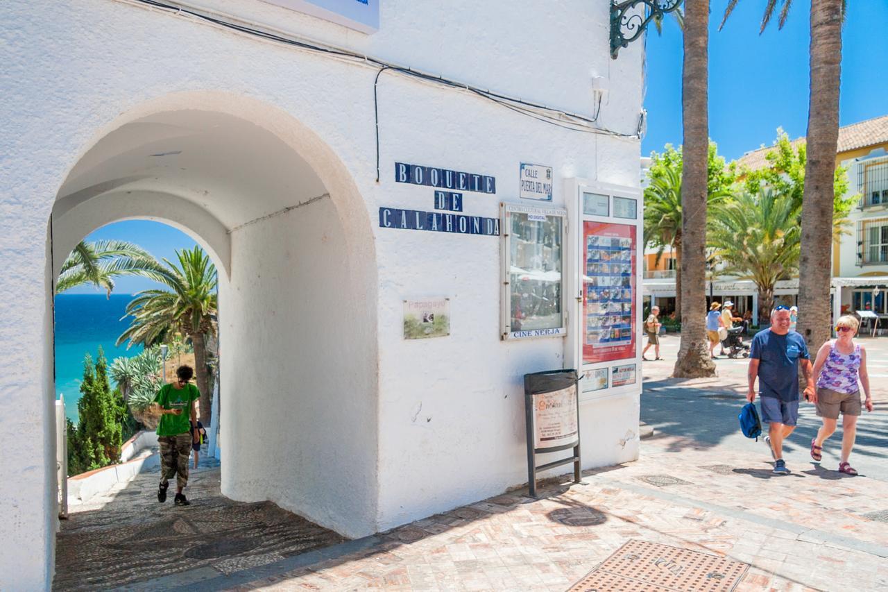 Apartmán Carabeo Rocamar Nerja Exteriér fotografie